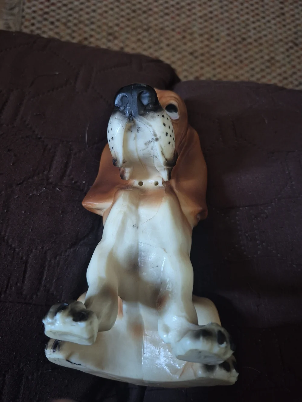 BREYER JOLLY CHOLLY Brown & Cream Basset Hound Dog Ceramic Figurine - Pet Décor
